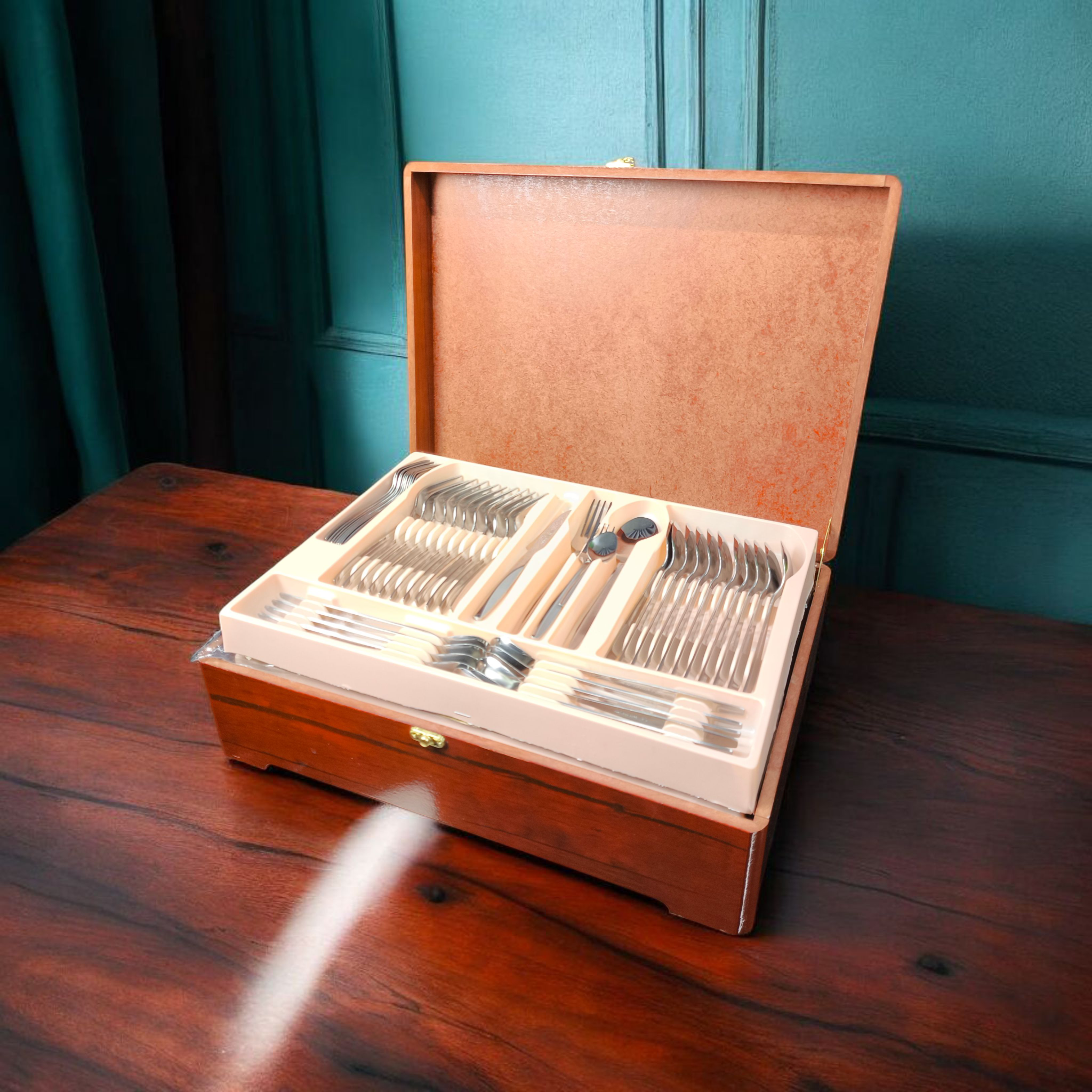 سرویس قاشق و چنگال 128 پارچه ماینز با جعبه چوبی
